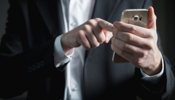88005500500