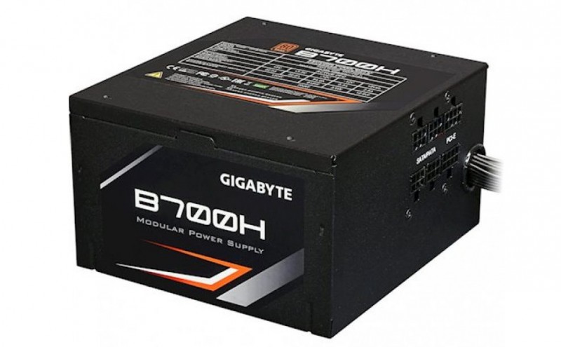 GIGABYTE B700H 700W