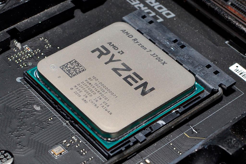 Ryzen 7 3700X