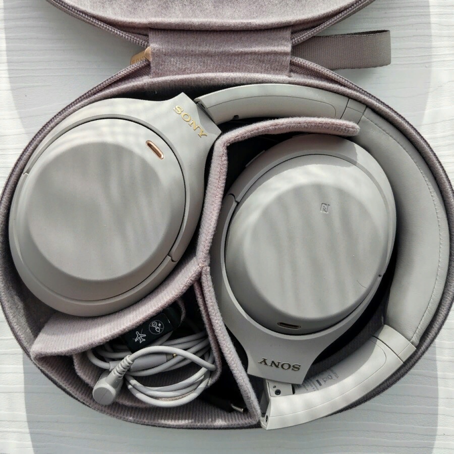 Sony WH-1000XM4
