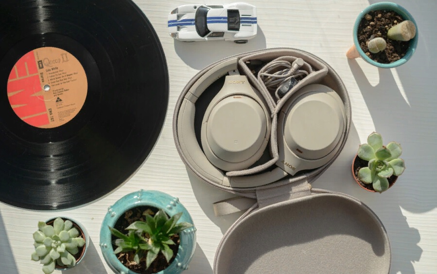 Sony WH-1000XM4